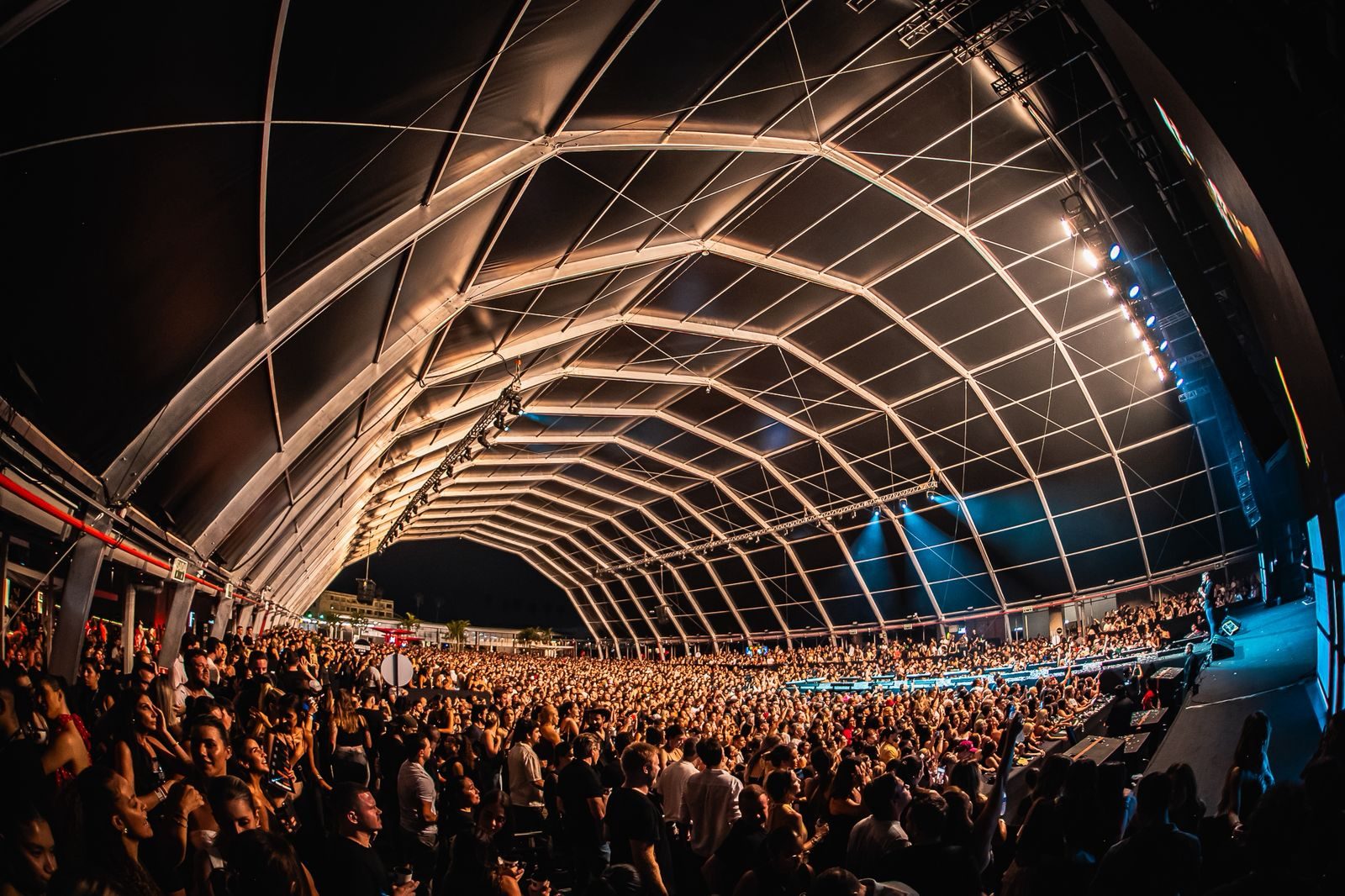 Case Fly 51 · Porto Alegre · 27.000m² · maior arena de eventos do Brasil